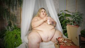 hotfattygirl.com - Ivy Davenport - Pizza and Soda Burps thumbnail